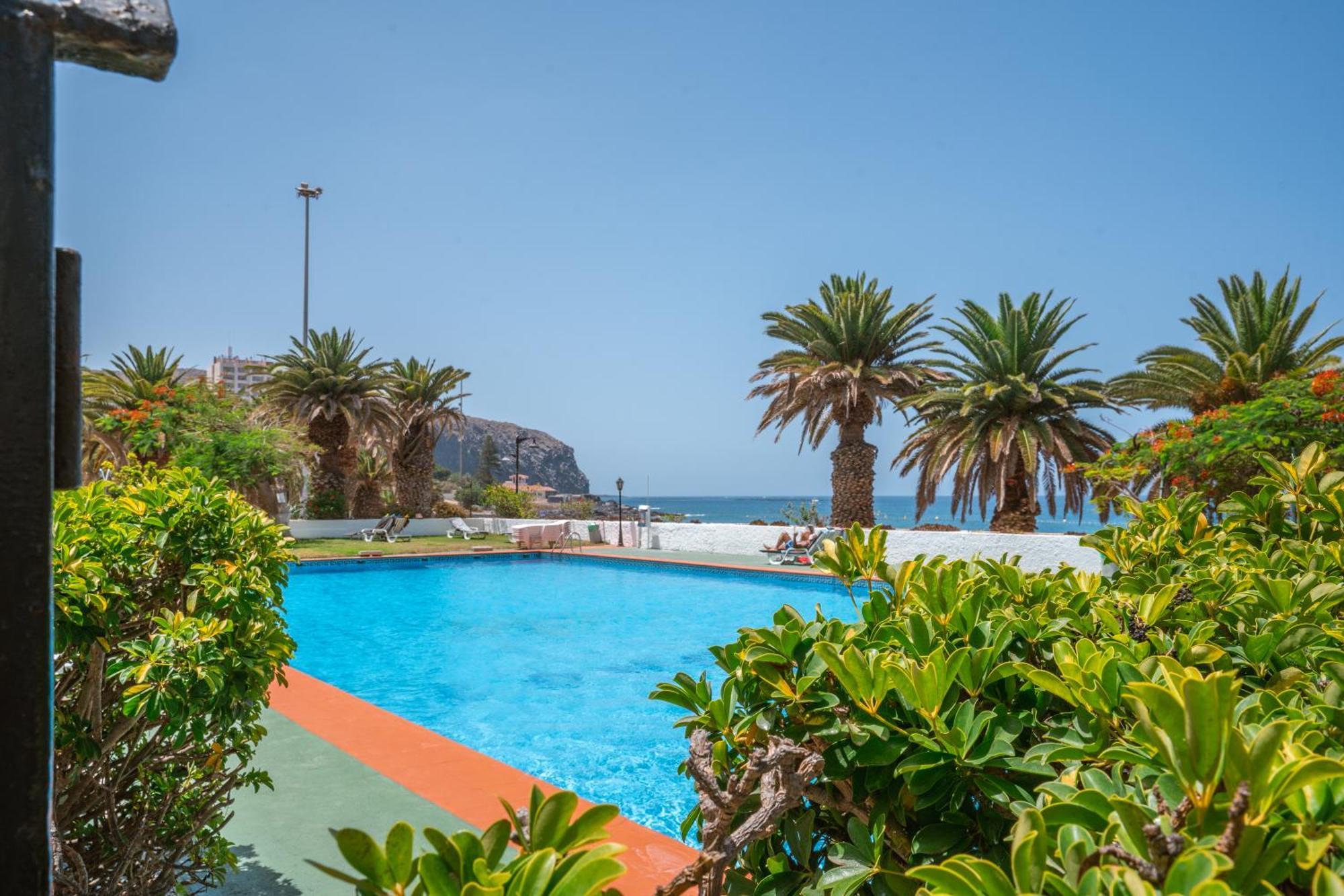 Go2Tenerife Apart'Dida Pool & First Line Of The Sea Los Cristianos  Eksteriør billede